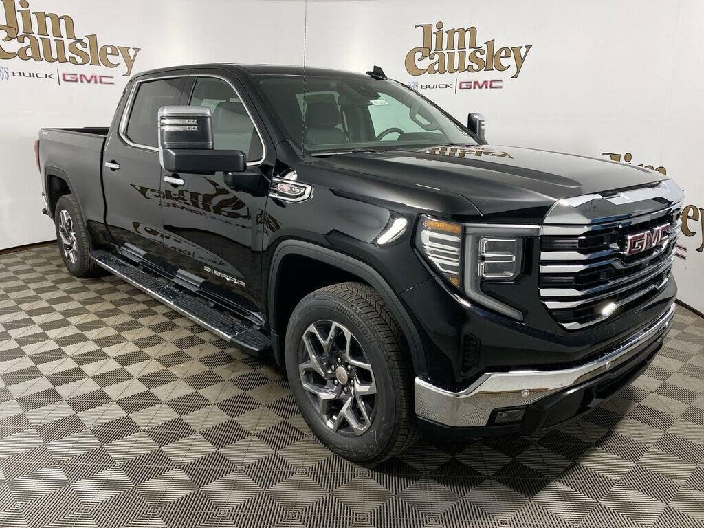 2026 GMC Sierra 1500 SLT Crew Cab 4WD