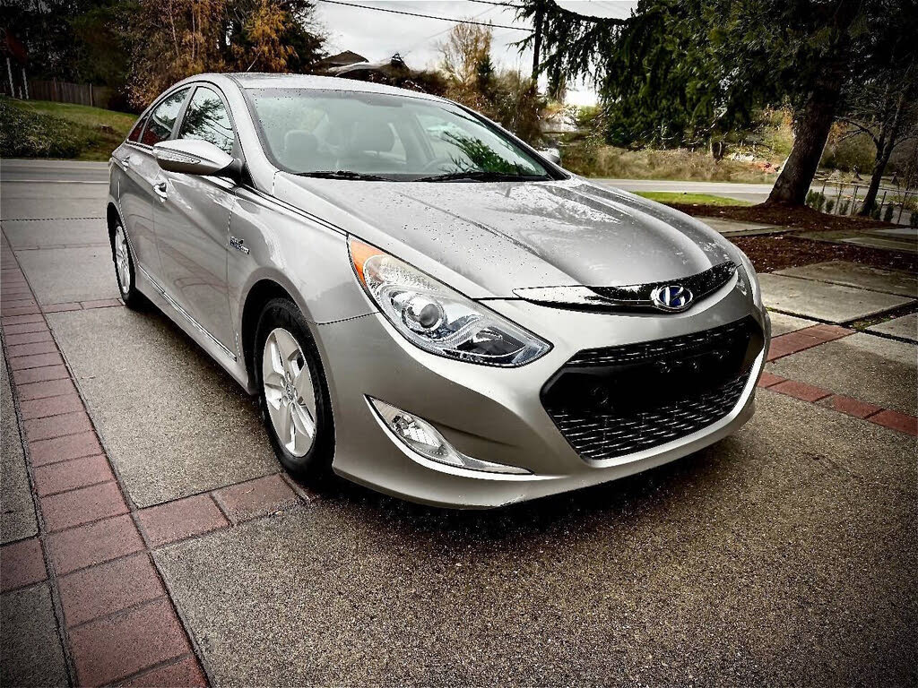 2012 Hyundai Sonata Hybrid FWD