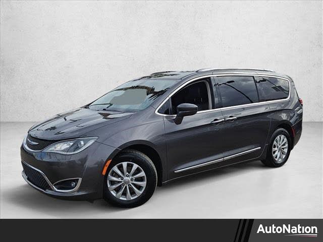 2018 Chrysler Pacifica Touring L FWD