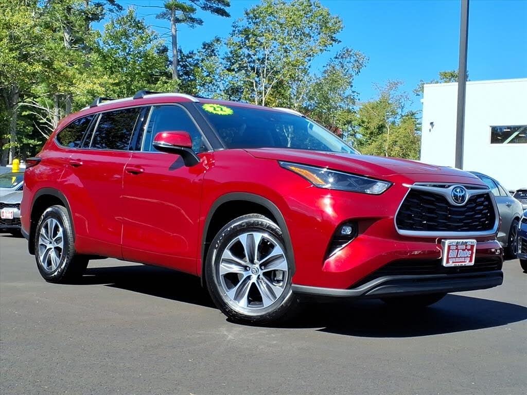 2022 Toyota Highlander XLE AWD