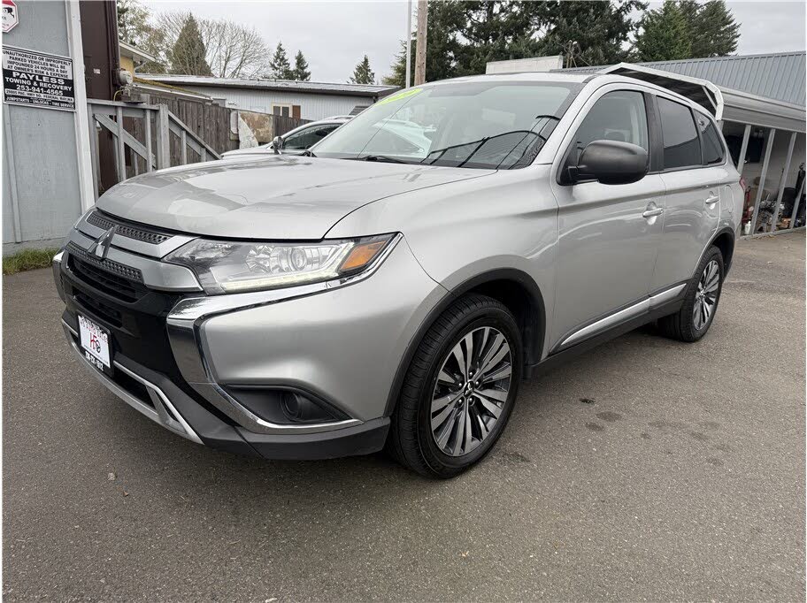 2020 Mitsubishi Outlander