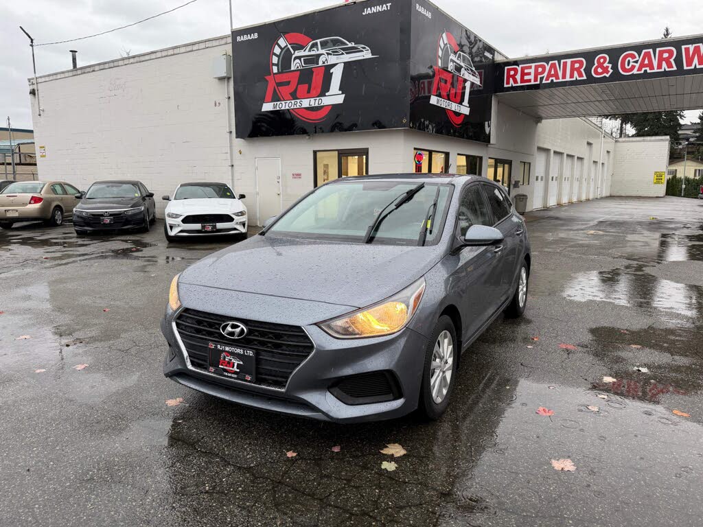 2020 Hyundai Accent Preferred Hatchback FWD