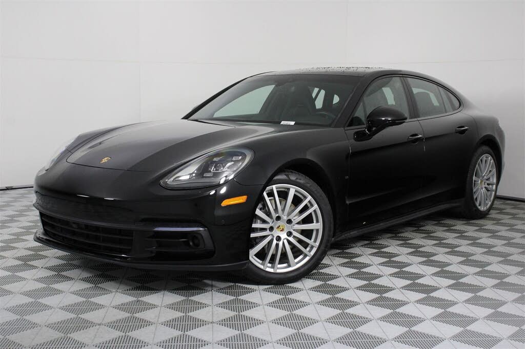 2018 Porsche Panamera 4 AWD