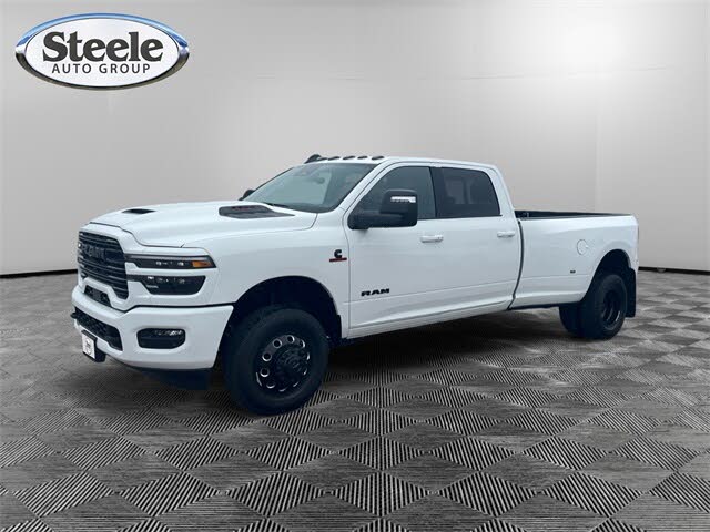 2026 RAM 3500 Laramie Crew Cab LB DRW 4WD