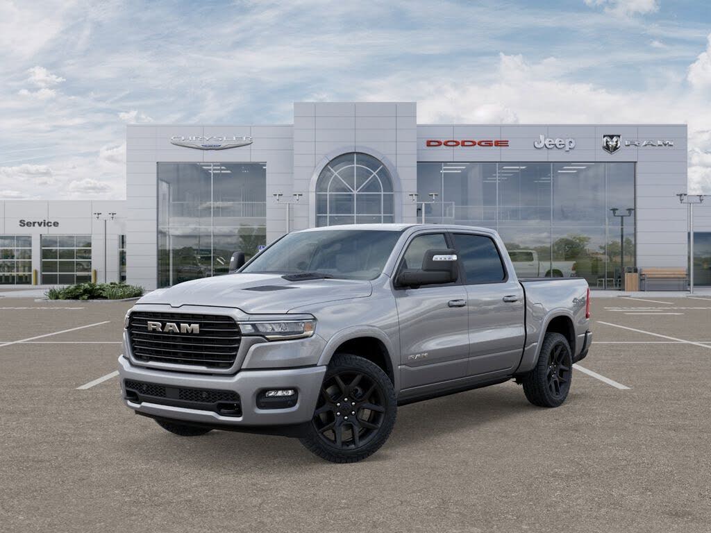 2026 RAM 1500 Laramie Crew Cab 4WD