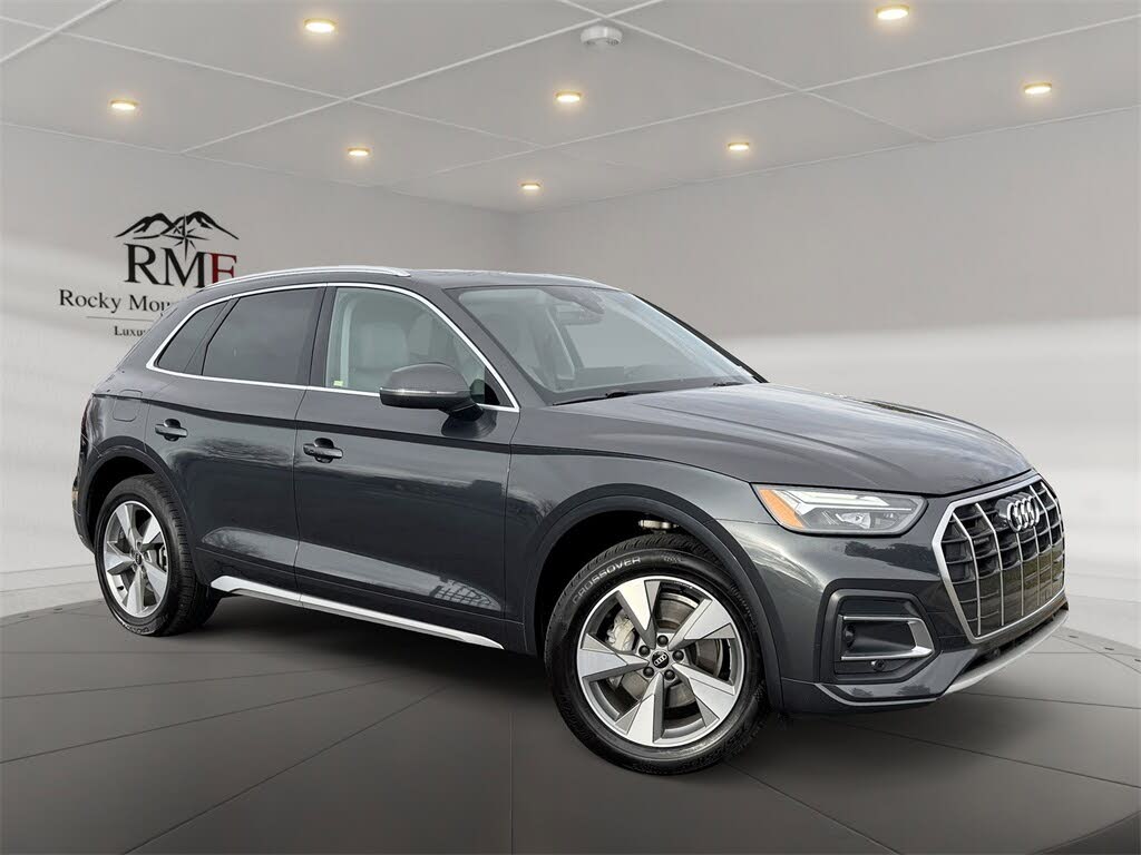 2022 Audi Q5 quattro Premium Plus 40 TFSI