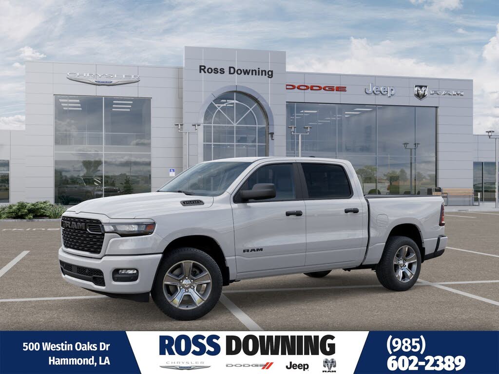 2026 RAM 1500 Express Crew Cab RWD