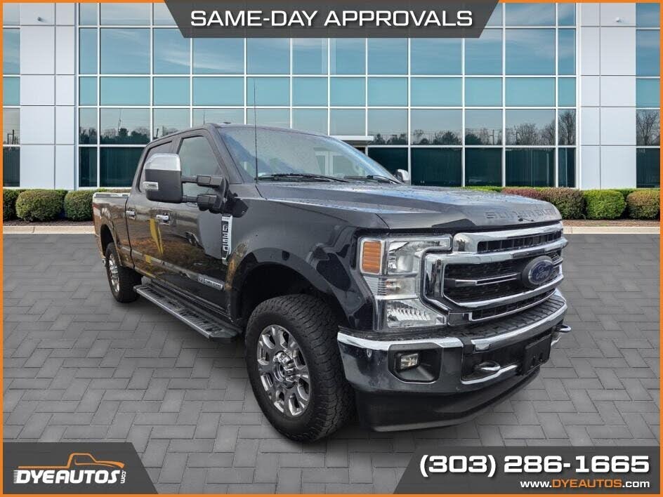 2022 Ford F-350 Super Duty Lariat Crew Cab 4WD