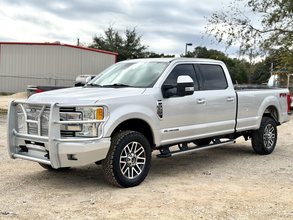 2017 Ford F-350 Super Duty Lariat Crew Cab 4WD