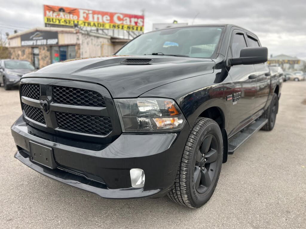 2019 RAM 1500 Classic Express Crew Cab 4WD