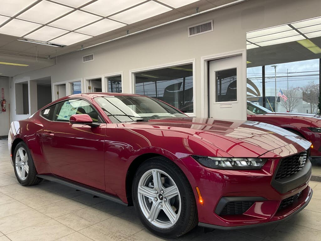 2026 Ford Mustang EcoBoost Fastback RWD