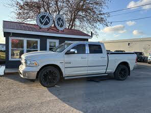 RAM 1500 Laramie Crew Cab 4WD