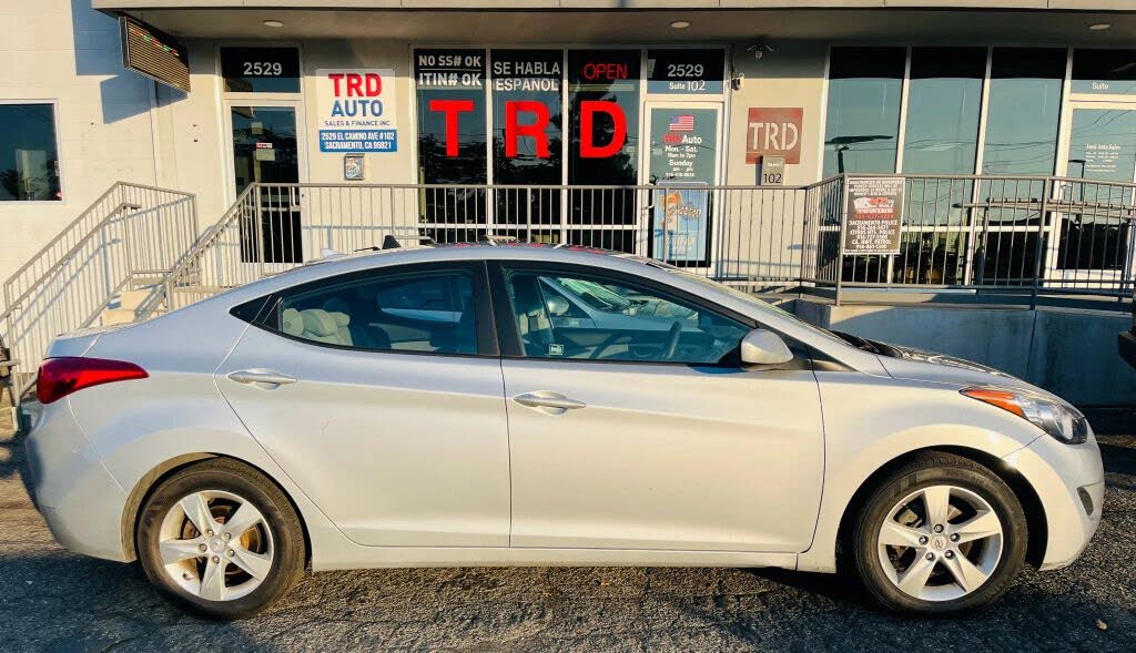 2011 Hyundai Elantra GLS FWD