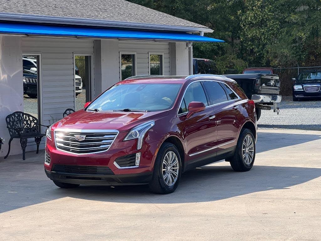 2017 Cadillac XT5 Luxury FWD