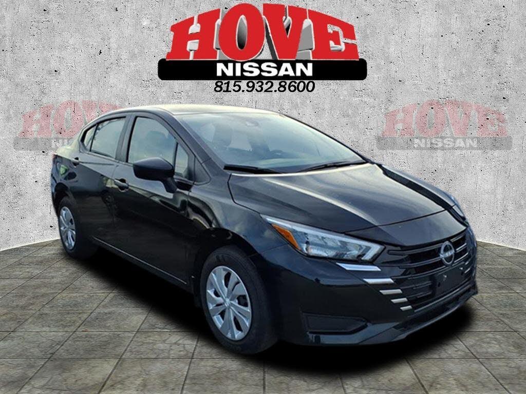 2025 Nissan Versa S FWD