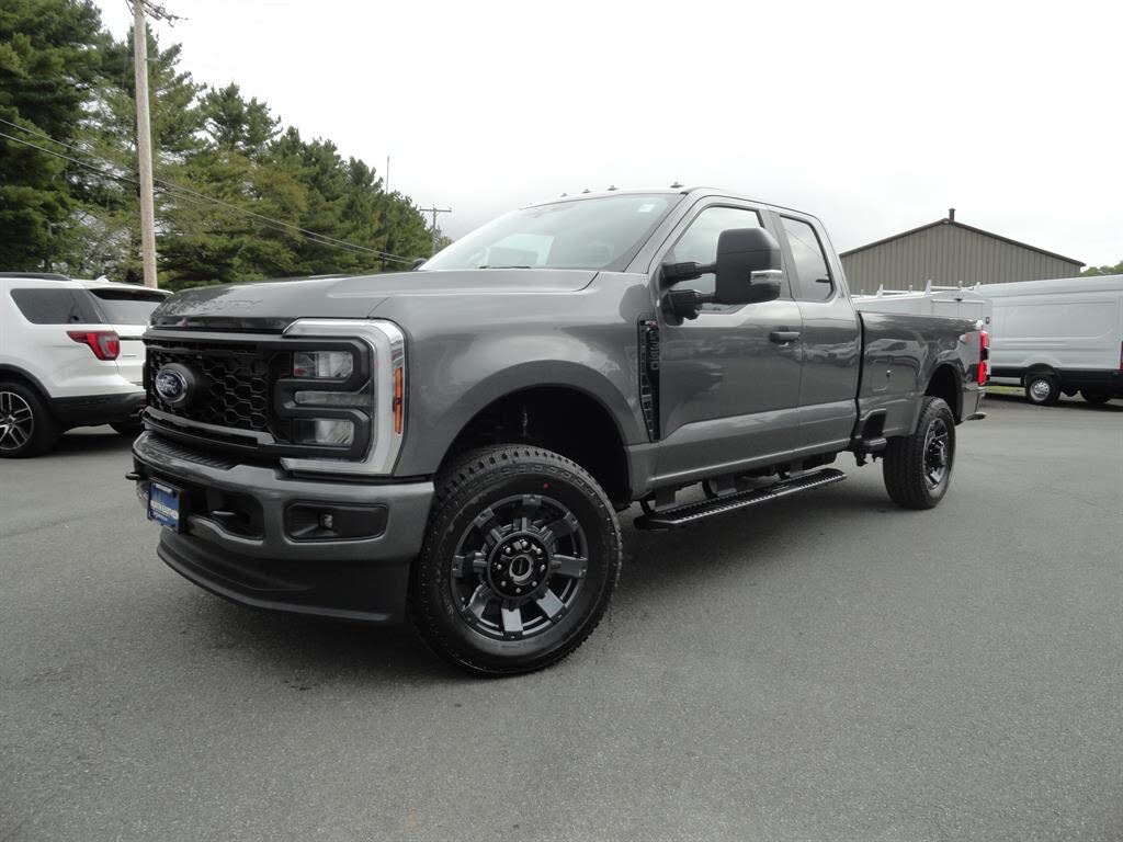 2026 Ford F-350 Super Duty XL SuperCab 4WD