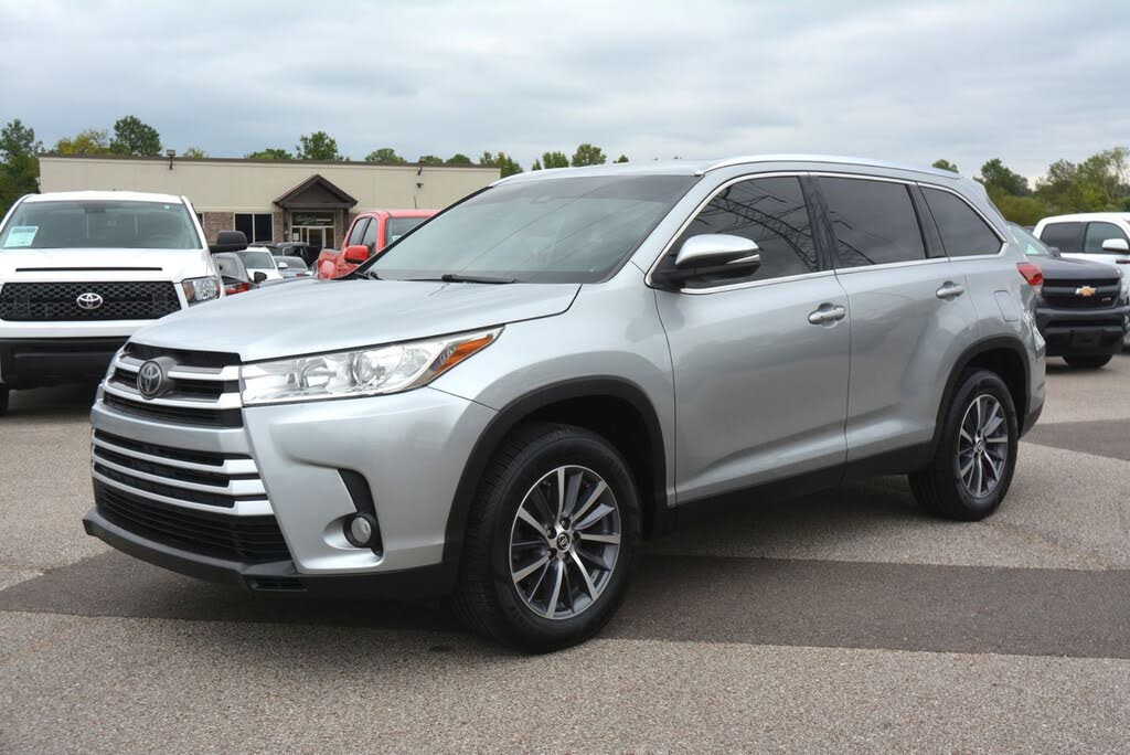 2019 Toyota Highlander XLE FWD