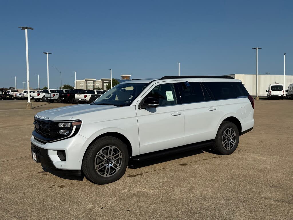 2025 Ford Expedition MAX Active RWD