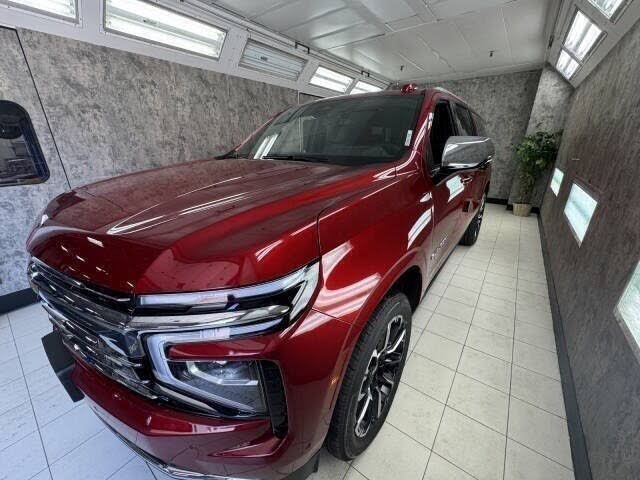 2025 Chevrolet Suburban Premier 4WD
