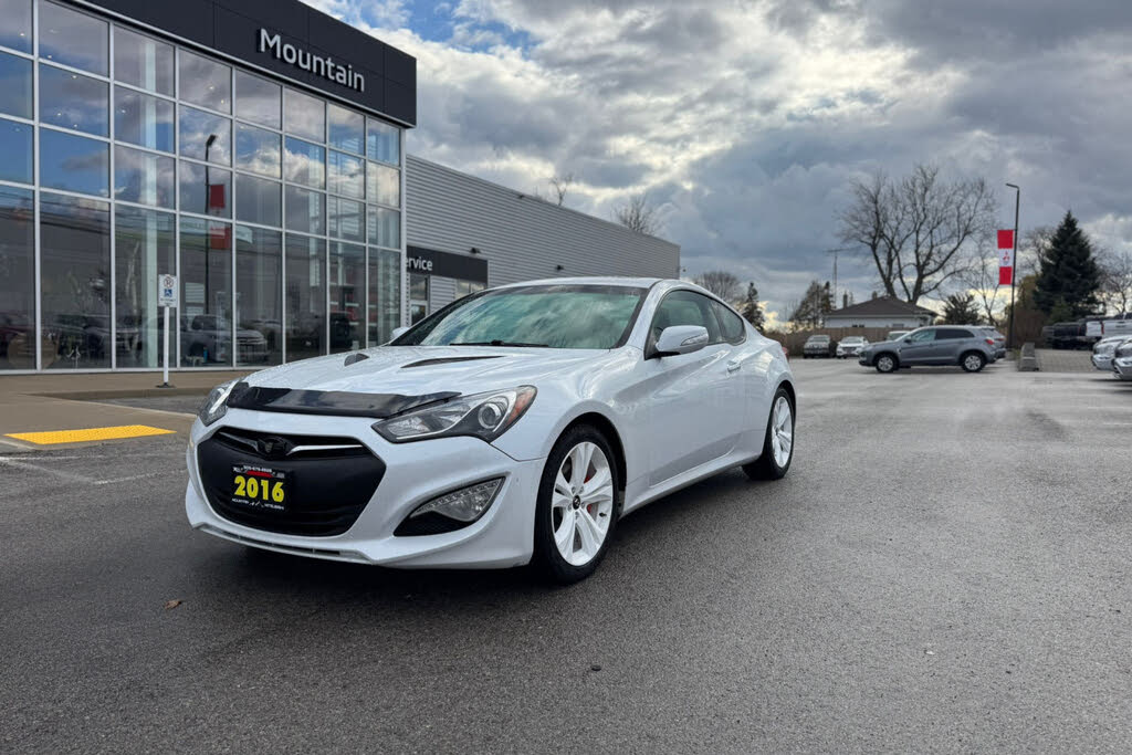 2016 Hyundai Genesis Coupe 3.8 Premium RWD