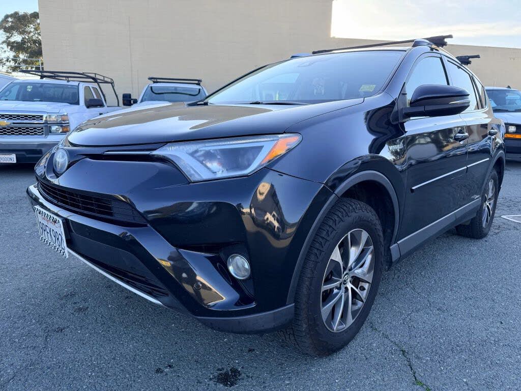 2016 Toyota RAV4 Hybrid XLE AWD