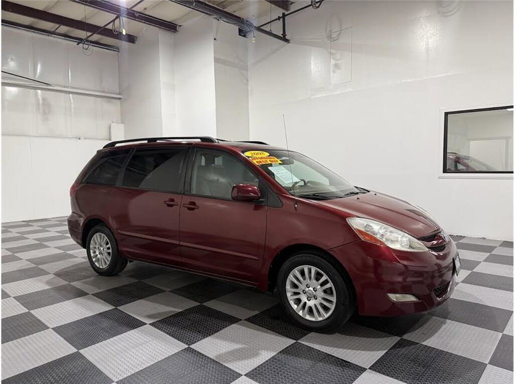 2008 Toyota Sienna XLE
