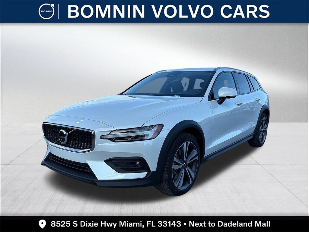 2026 Volvo V60 Cross Country B5 Plus AWD