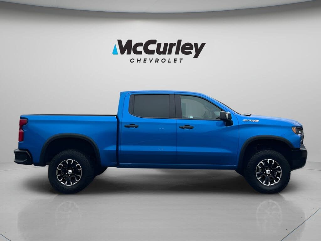 2024 Chevrolet Silverado 1500 ZR2 Crew Cab 4WD