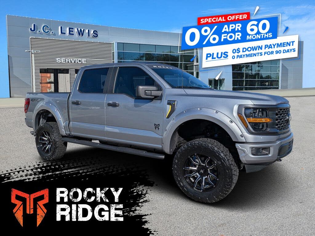 2025 Ford F-150 STX 4dr SuperCrew 4WD