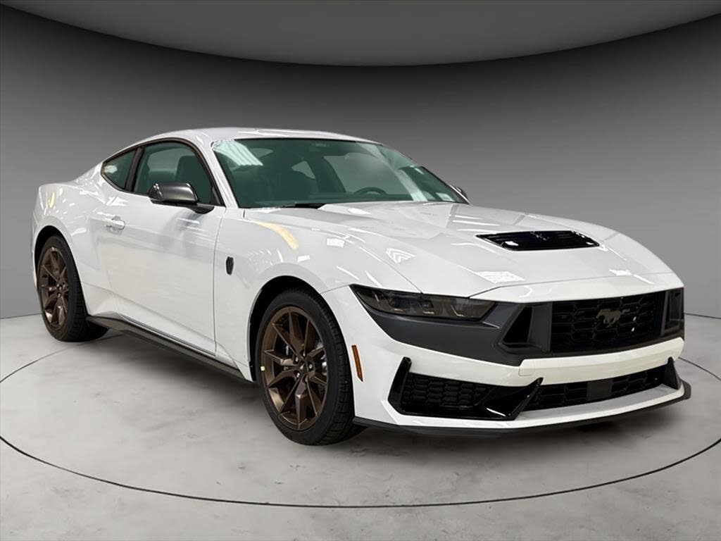 2025 Ford Mustang Dark Horse Fastback RWD