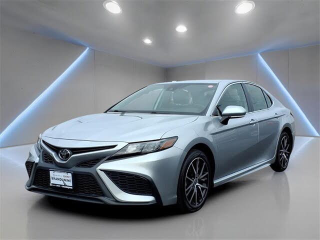 2022 Toyota Camry SE FWD