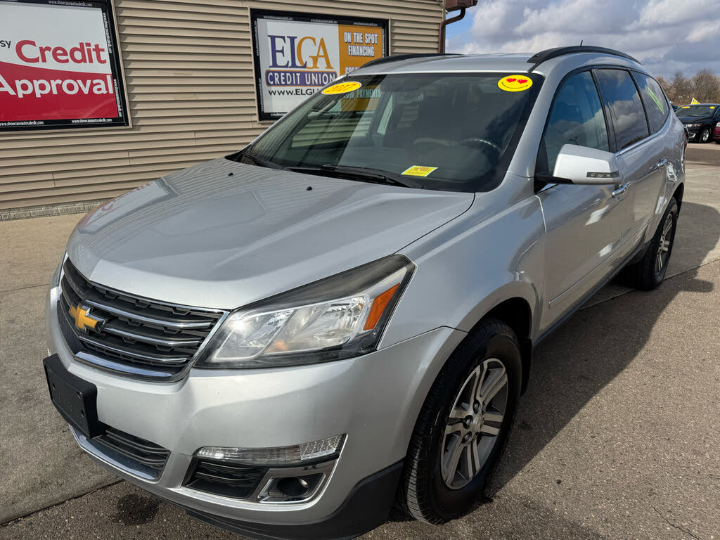 2017 Chevrolet Traverse 2LT AWD
