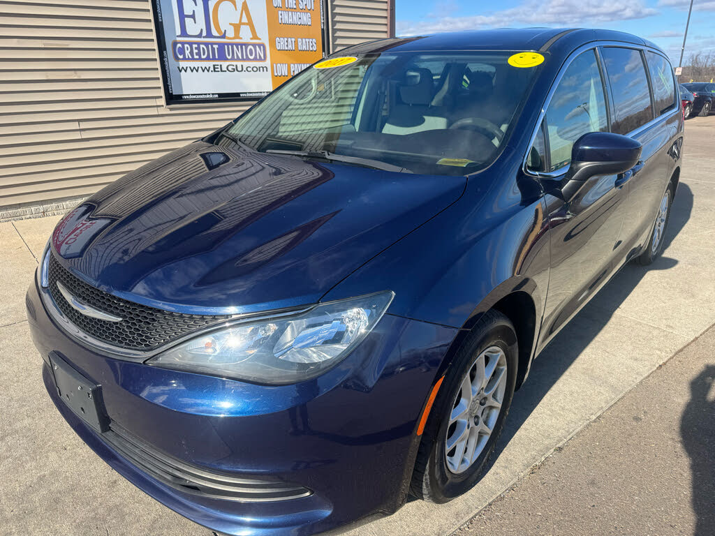 2017 Chrysler Pacifica Touring FWD
