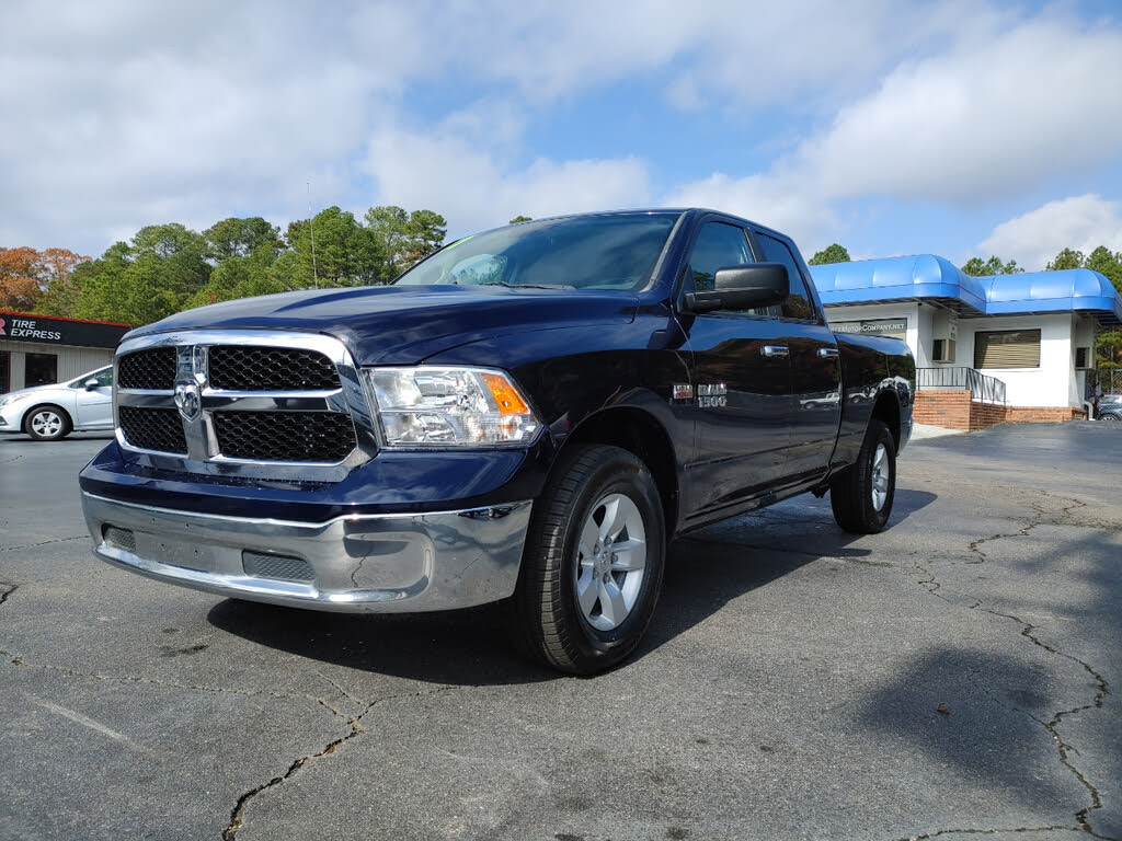 2017 RAM 1500 SLT Quad Cab 4WD