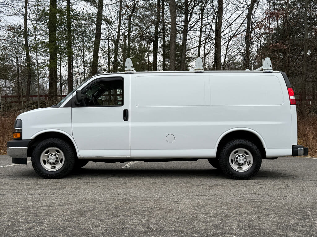 2019 Chevrolet Express Cargo 2500 RWD