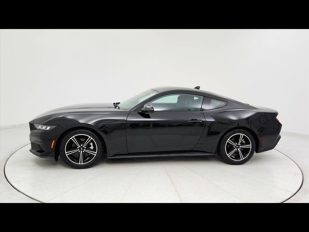 2024 Ford Mustang EcoBoost Fastback RWD