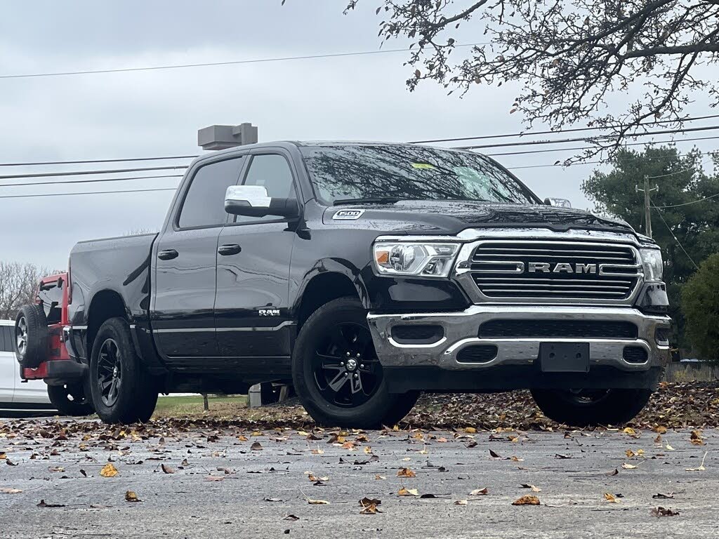 2024 RAM 1500 Laramie Crew Cab 4WD