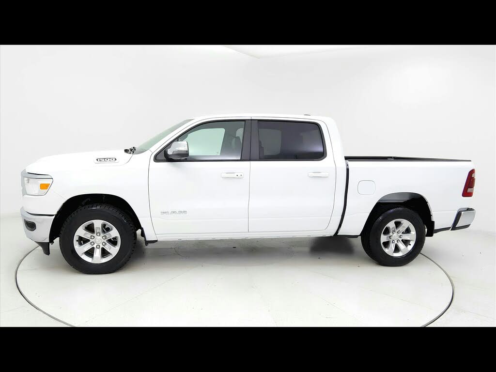 2024 RAM 1500 Laramie Crew Cab 4WD