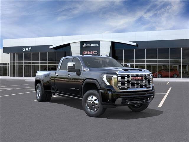 2026 GMC Sierra 3500HD Denali Crew Cab 4WD