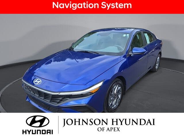 2024 Hyundai Elantra SEL FWD