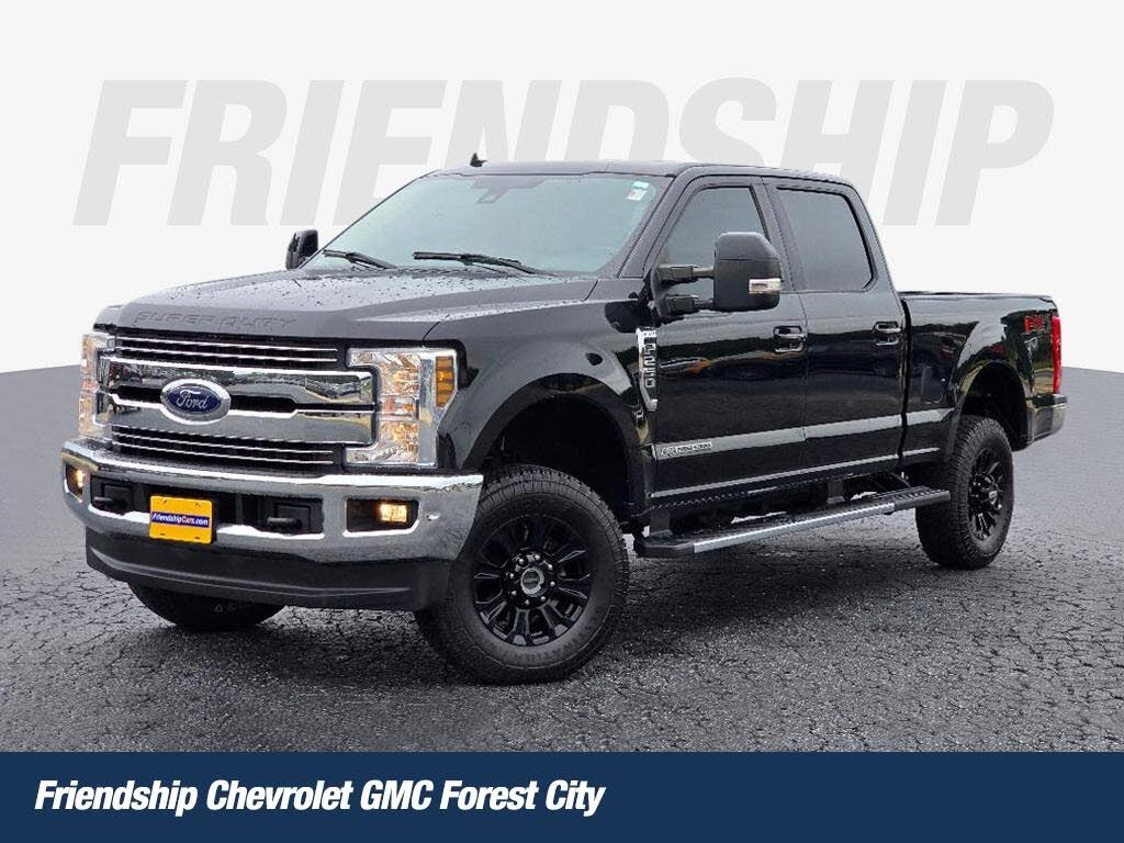2019 Ford F-250 Super Duty Lariat Crew Cab 4WD
