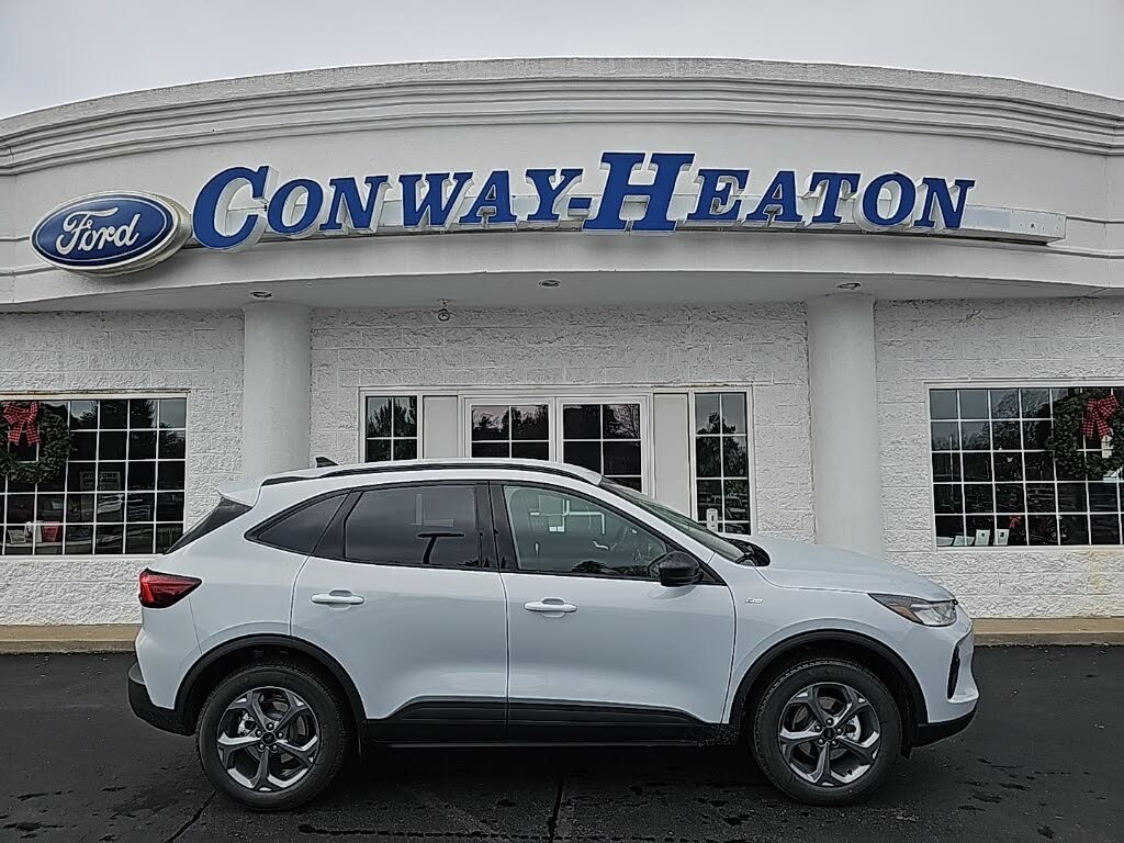 2026 Ford Escape ST-Line AWD