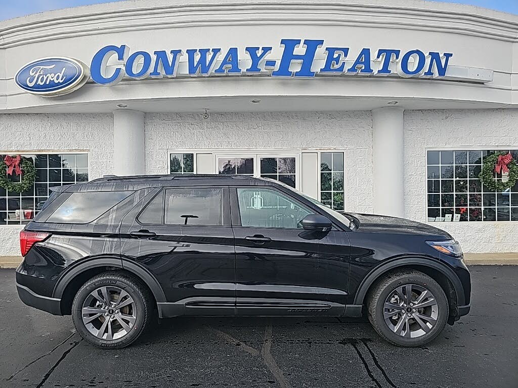 2026 Ford Explorer Active AWD