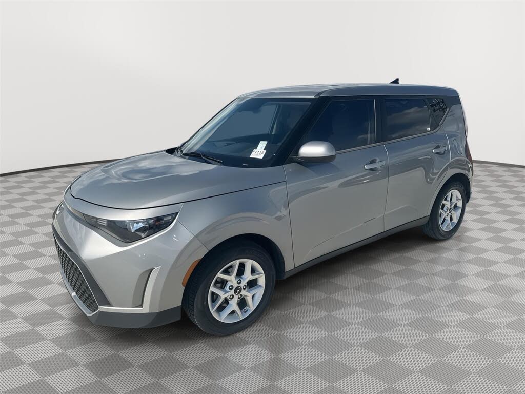 2023 Kia Soul LX FWD