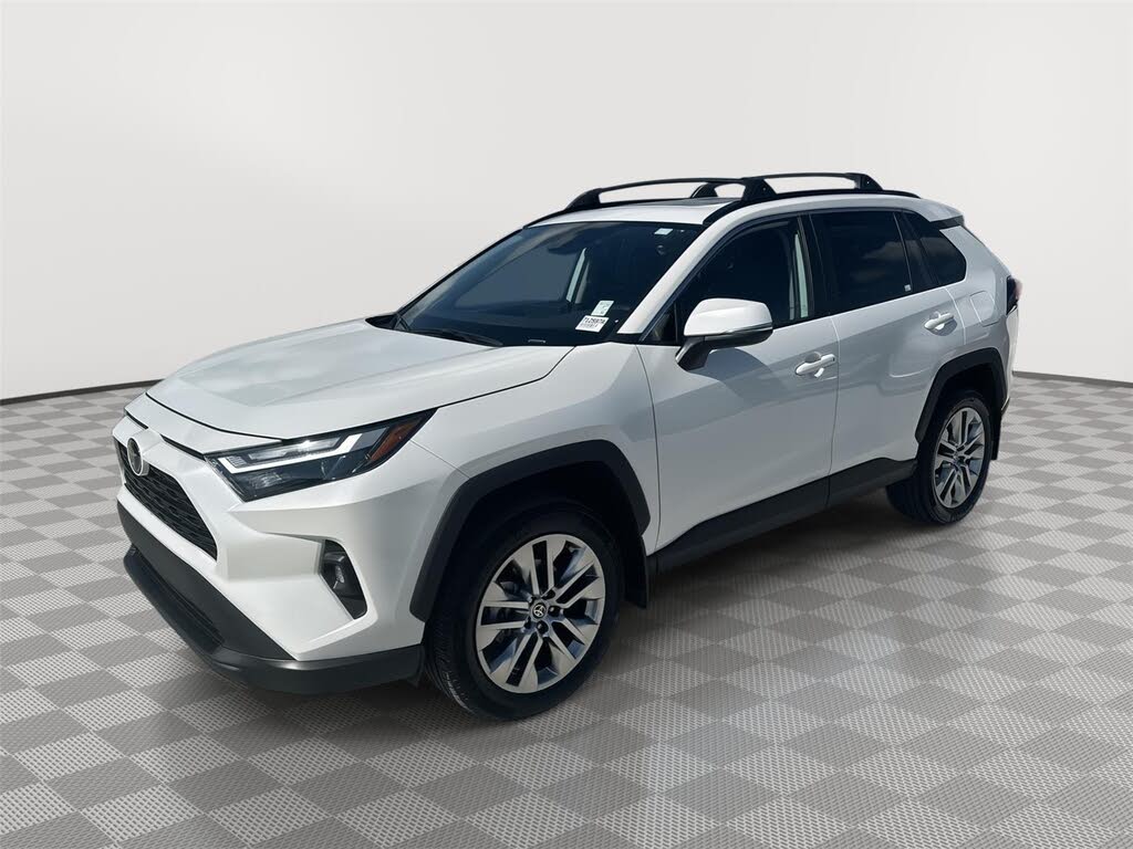 2025 Toyota RAV4 XLE Premium FWD