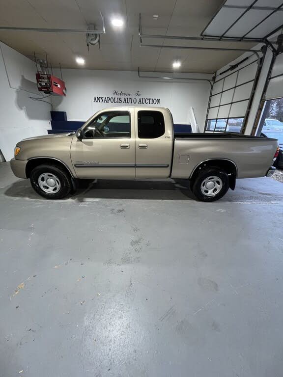 2004 Toyota Tundra V6 SR5 4 Door Extended Cab 4WD