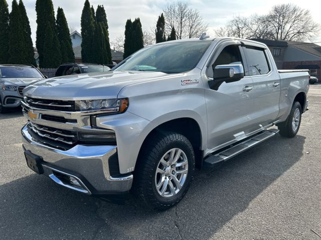 2019 Chevrolet Silverado 1500 LTZ Crew Cab 4WD