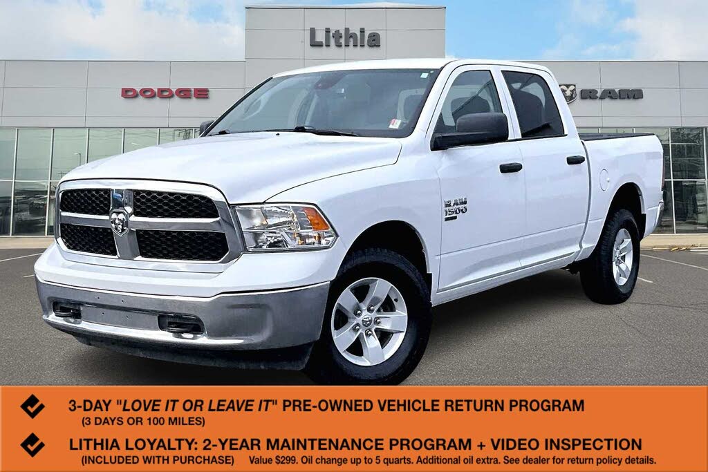 2022 RAM 1500 Classic SLT Crew Cab 4WD