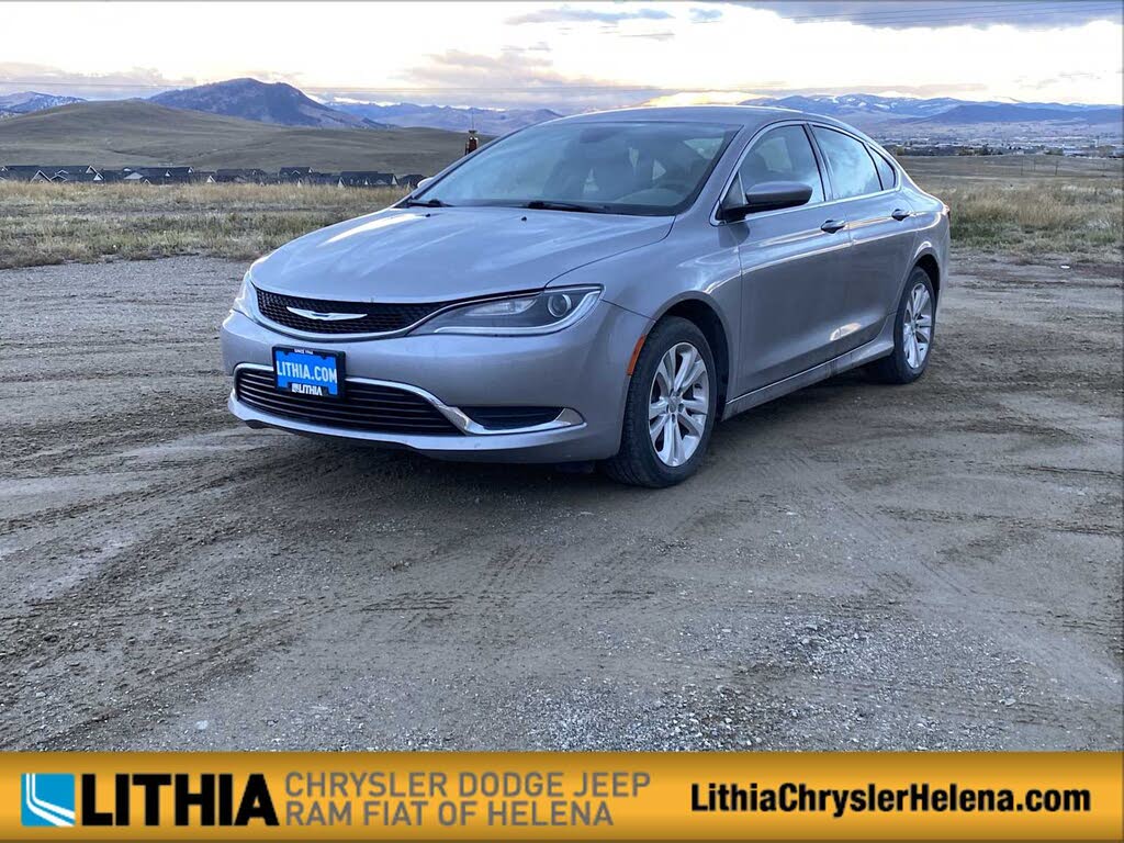 2016 Chrysler 200 Limited Sedan FWD