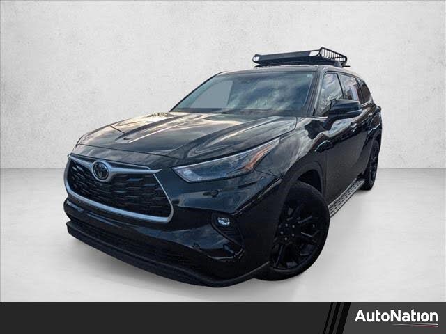 2022 Toyota Highlander LE FWD